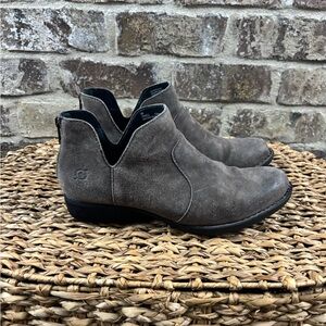 Born Gray Suede Ankle Bootie Womens Size 9